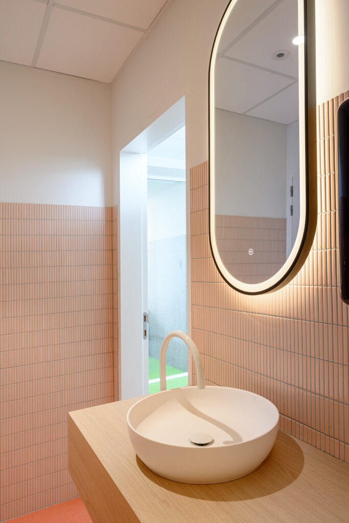 KURT DESCHEEMAEKER PHOTOGRAPHER